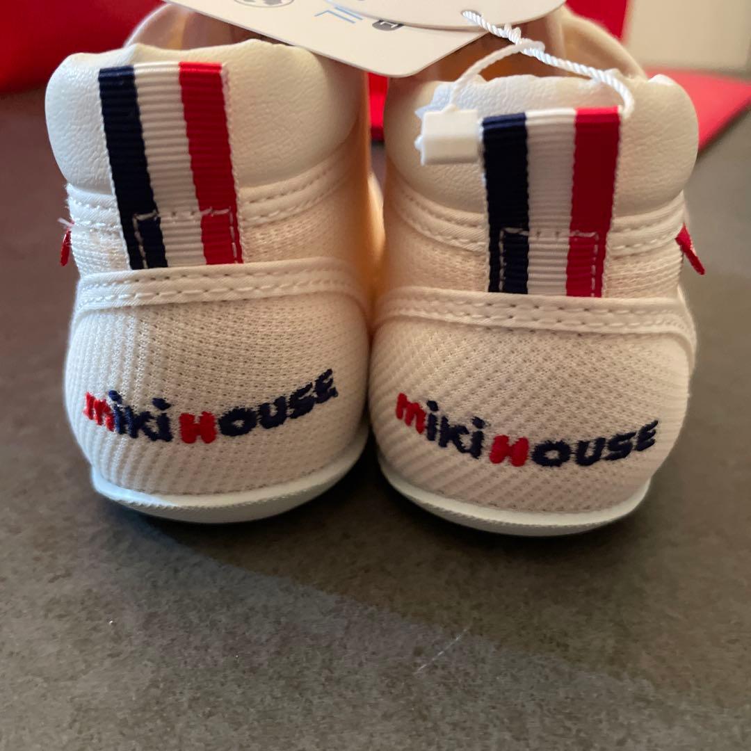 【新品未使用タグ付き箱あり】ミキハウス　シューズ13.5cm ホワイト