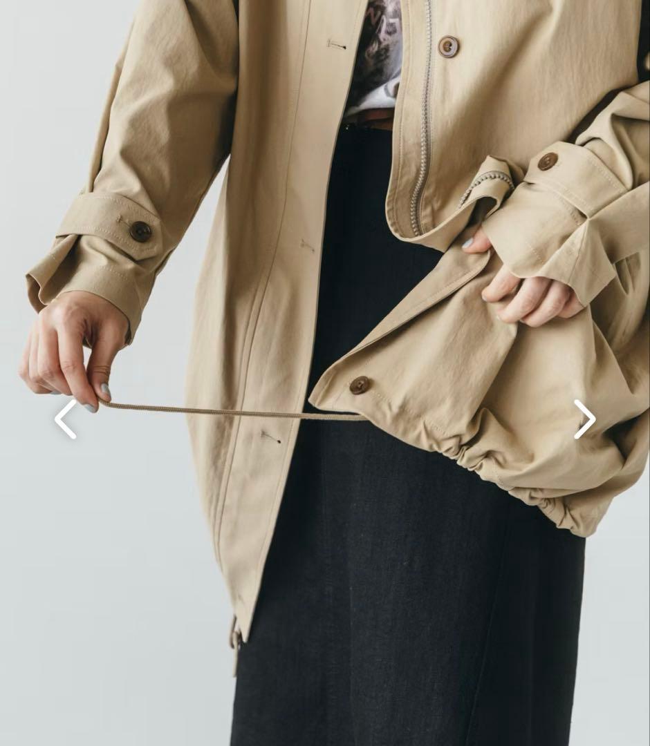 中綿ベスト付きのかろやかミドル丈アウター（北欧、暮らしの道具店）