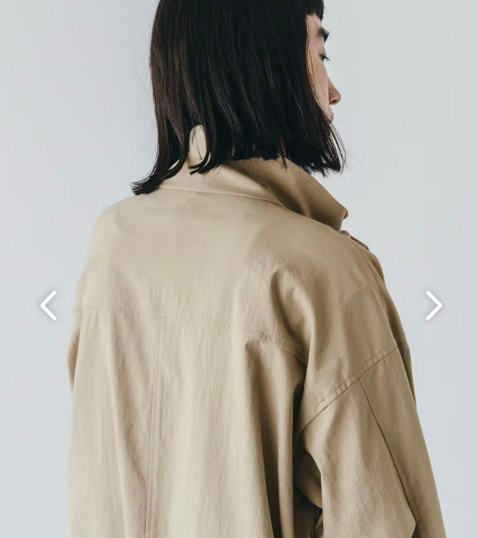 中綿ベスト付きのかろやかミドル丈アウター（北欧、暮らしの道具店）