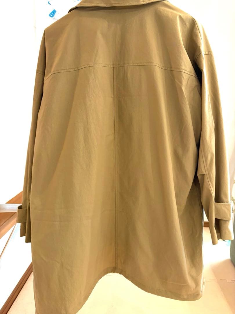 中綿ベスト付きのかろやかミドル丈アウター（北欧、暮らしの道具店）