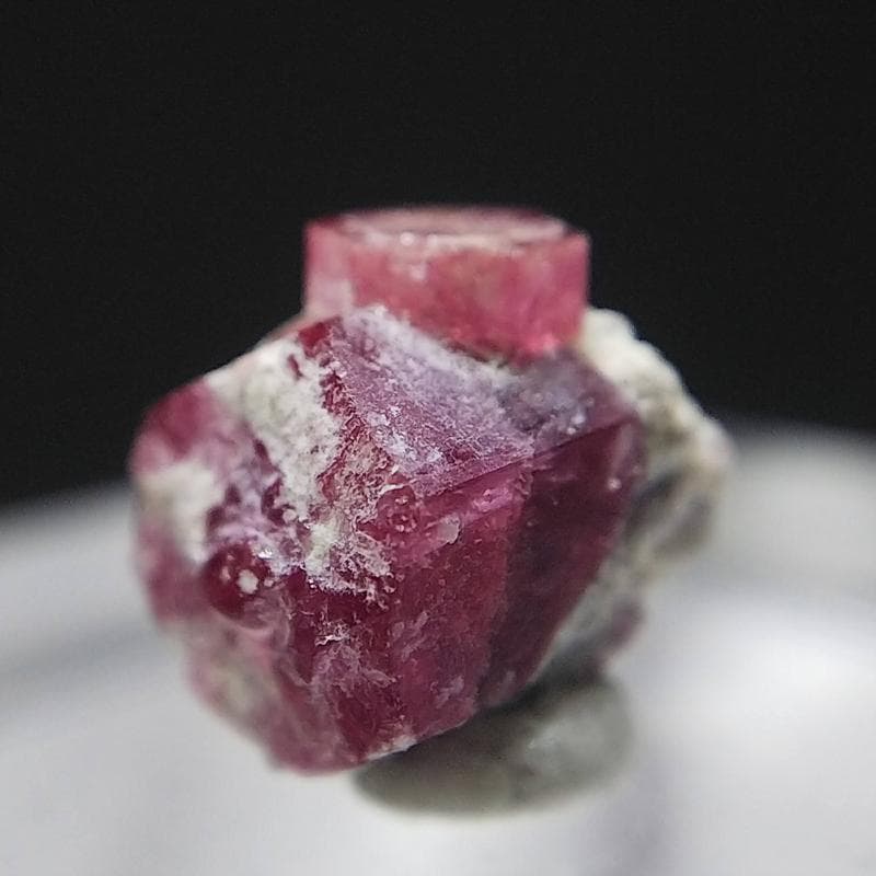 307 クラスター レッドベリル ビクスバイト レッドエメラルド 標本