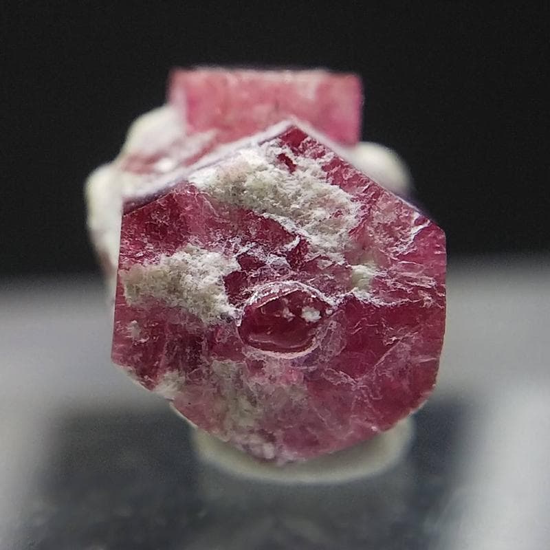 307 クラスター レッドベリル ビクスバイト レッドエメラルド 標本