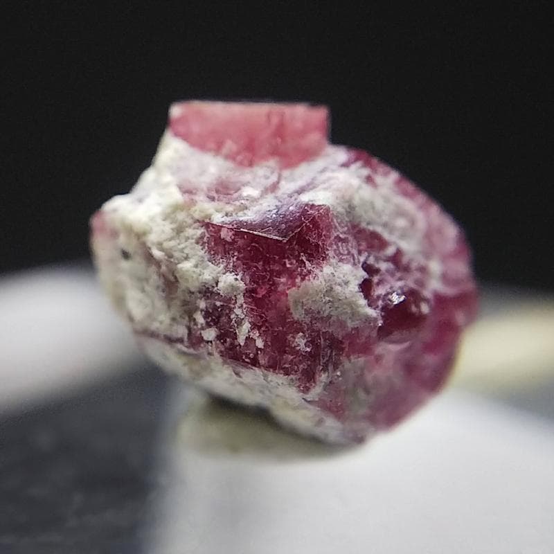 307 クラスター レッドベリル ビクスバイト レッドエメラルド 標本