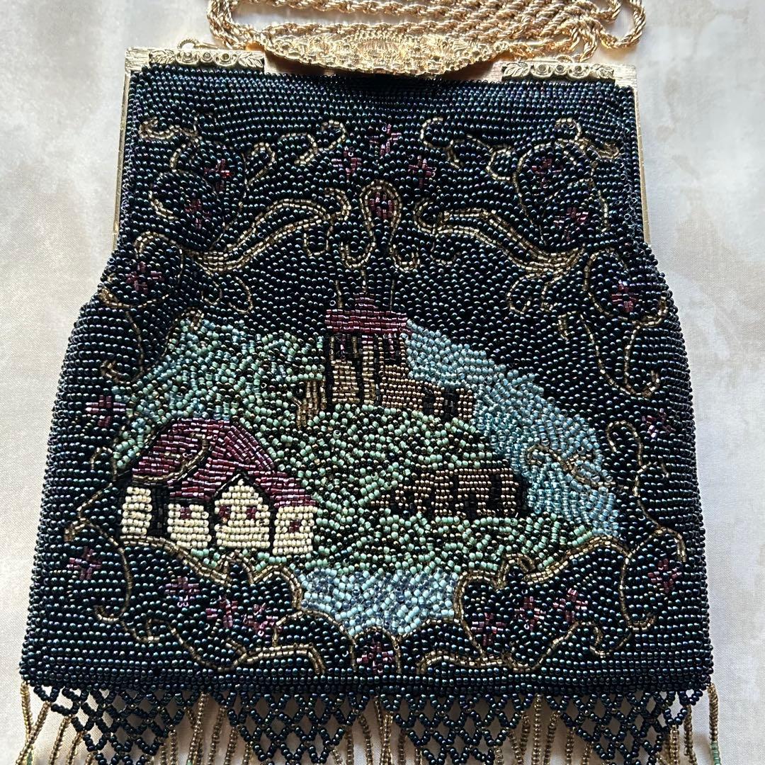 ビーズ刺繍 夜空　お城　ゴールドチェーンショルダーバッグ　フリンジ