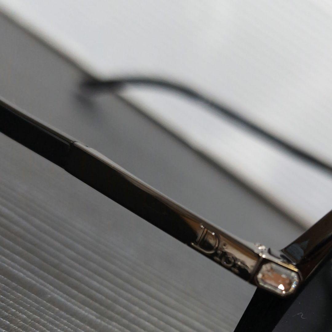 Christian Dior メンズ度無しサングラス ビジューDiorロゴ