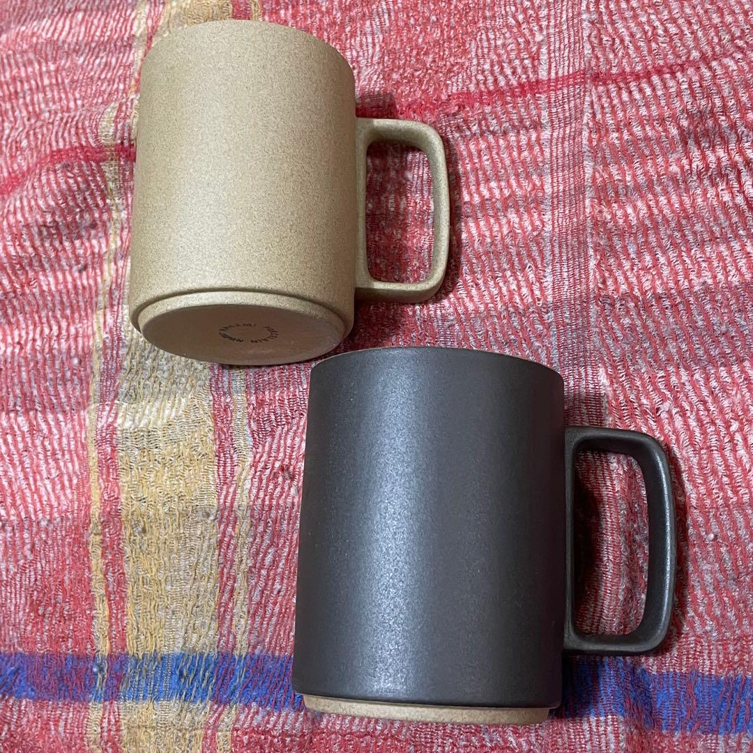 HASAMIPORCELAIN黒とベージュのマグカップと食器のセット