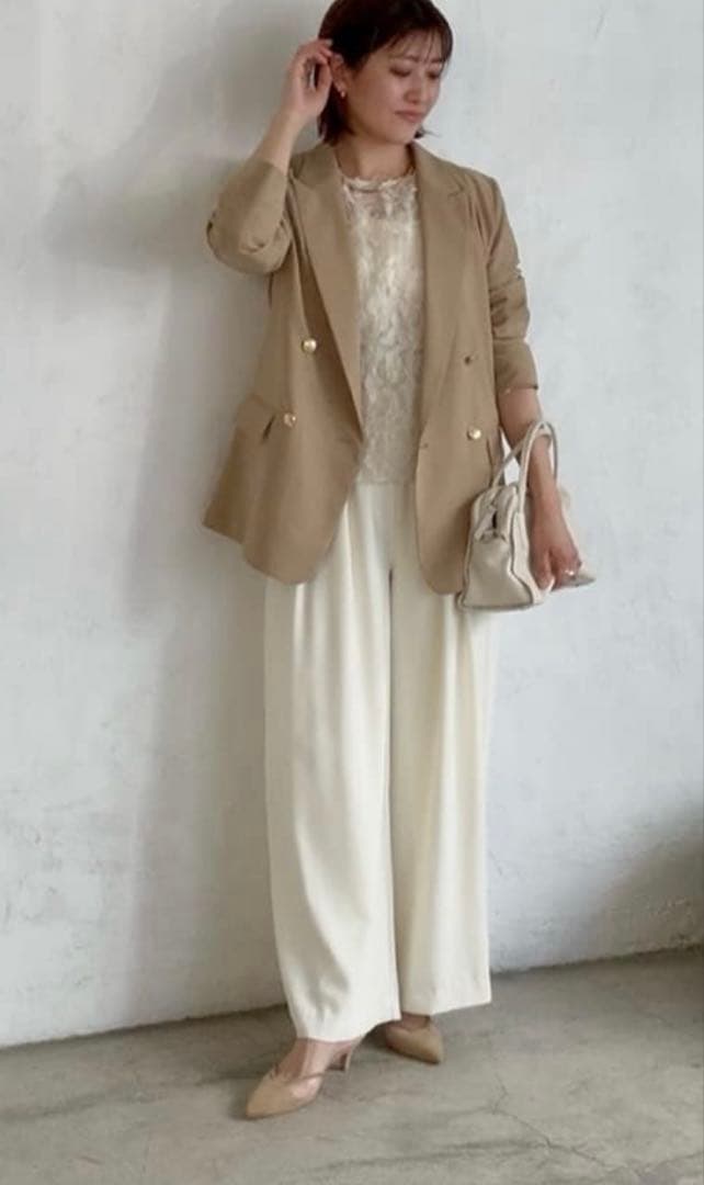 【値下】RIVE DROITE ライトピークドラペルジャケット　ベージュ