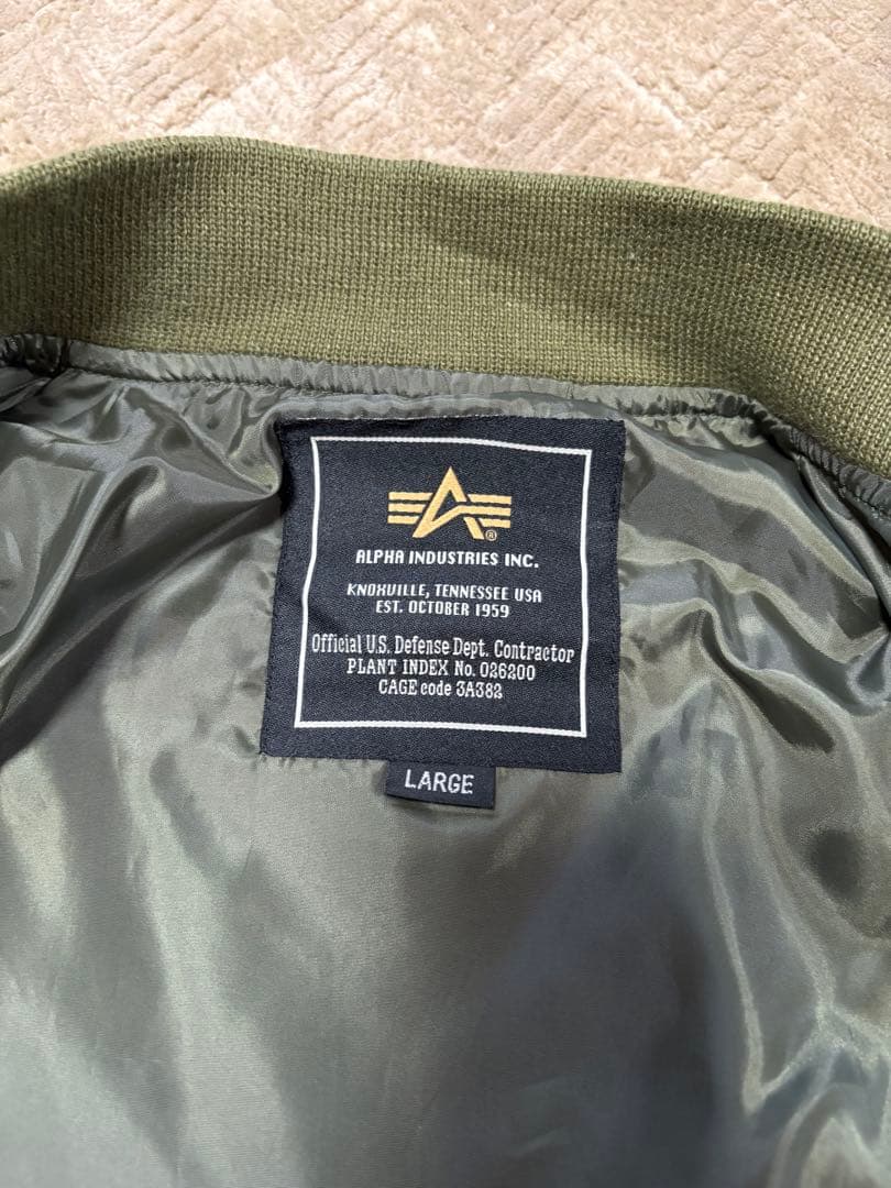 【未使用品】ALPHA INDUSTRIES MA-1フライトジャケット L