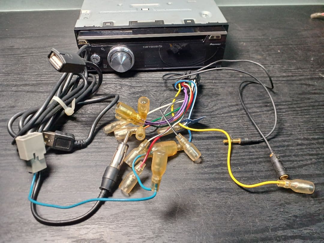 カーオーディオ Pioneer DEH-7100 Bluetooth