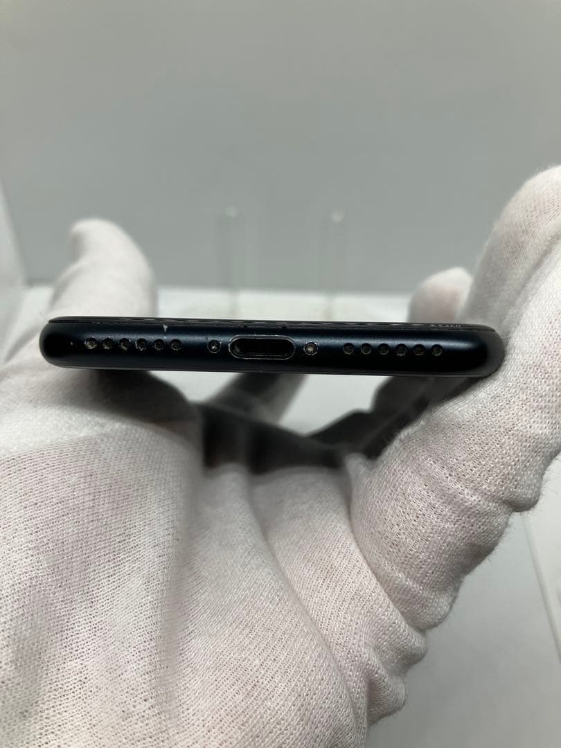 iPhone SE (第3世代) 64GB SIMフリー バッテリー100%