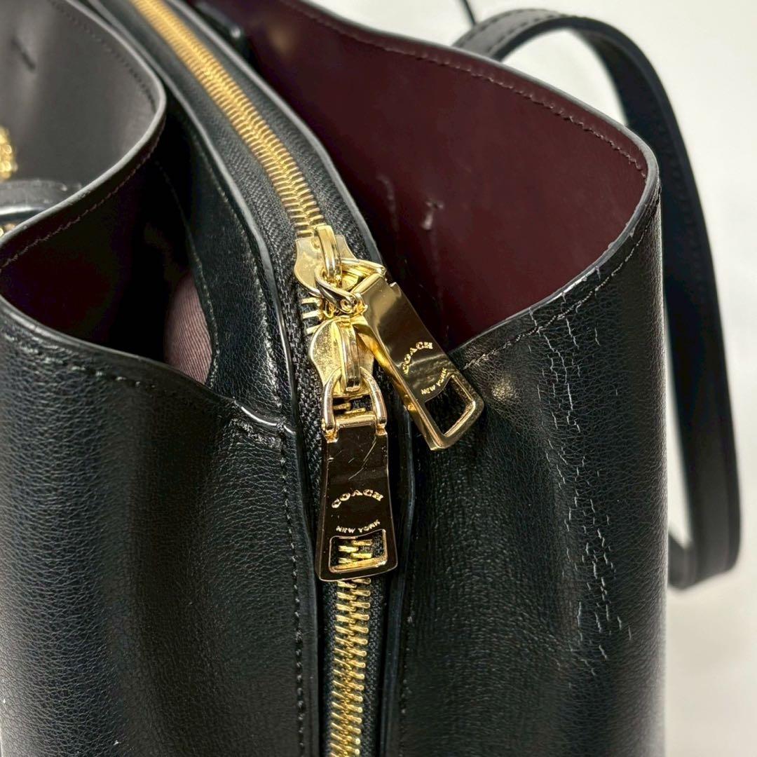 コーチ　COACH アベニュー　ブラック　A4可能　肩掛け可能　トートバッグ