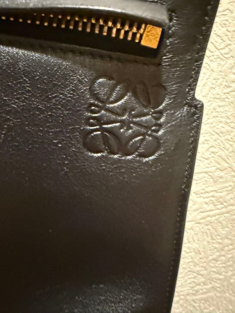 LOEWE ロエベ Tポーチ ショルダーバッグ