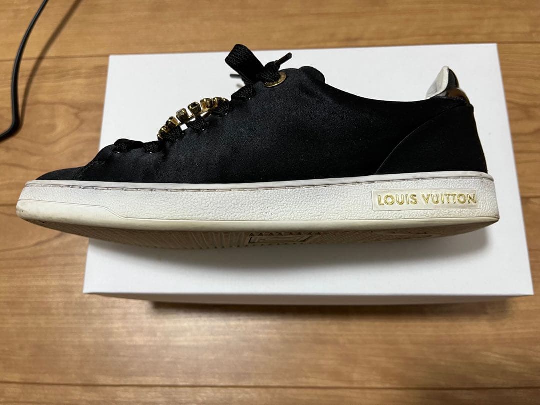 まや ルイヴィトン フロントロー・ラインスニーカー