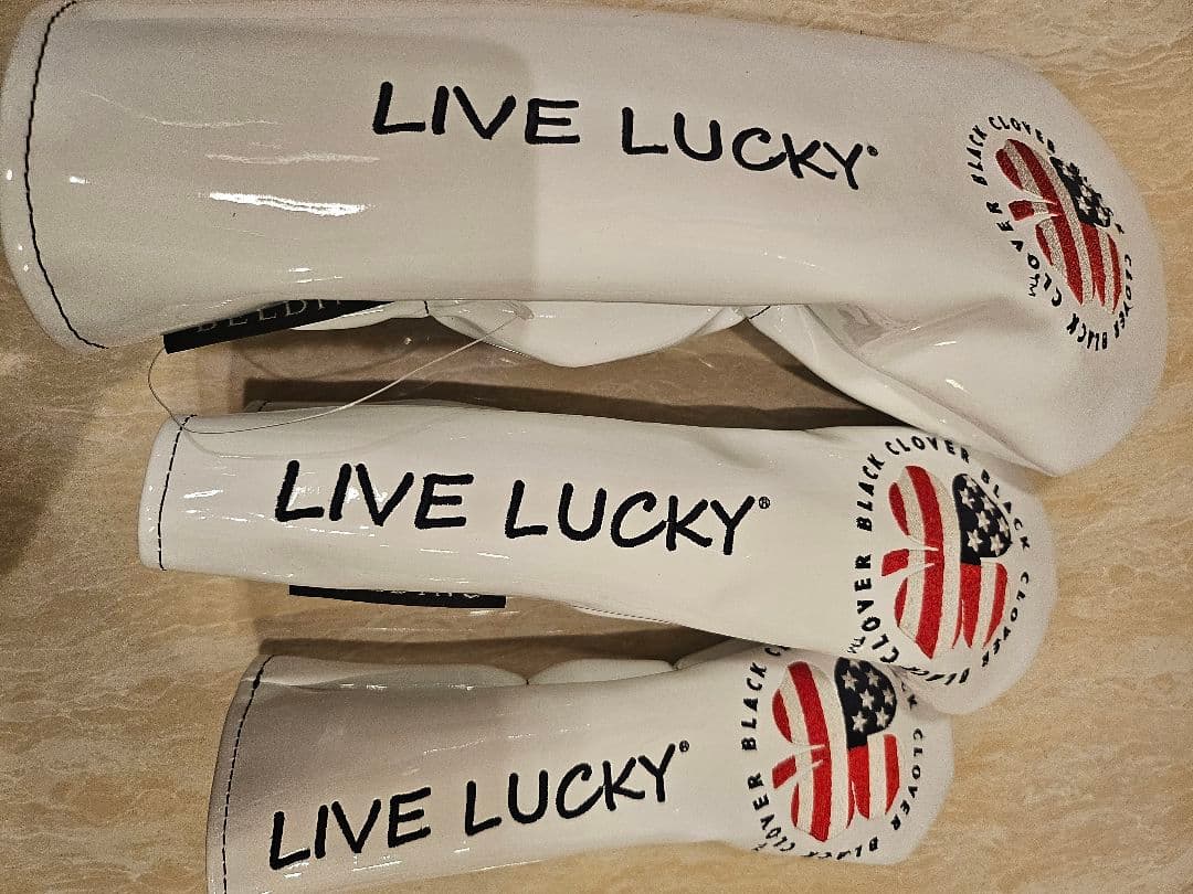 BLACK CLOVER　キャディバック　ヘッドカバー