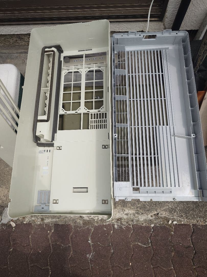 限定セールコロナ窓用エアコン CW-A1813内外 クリーニング済