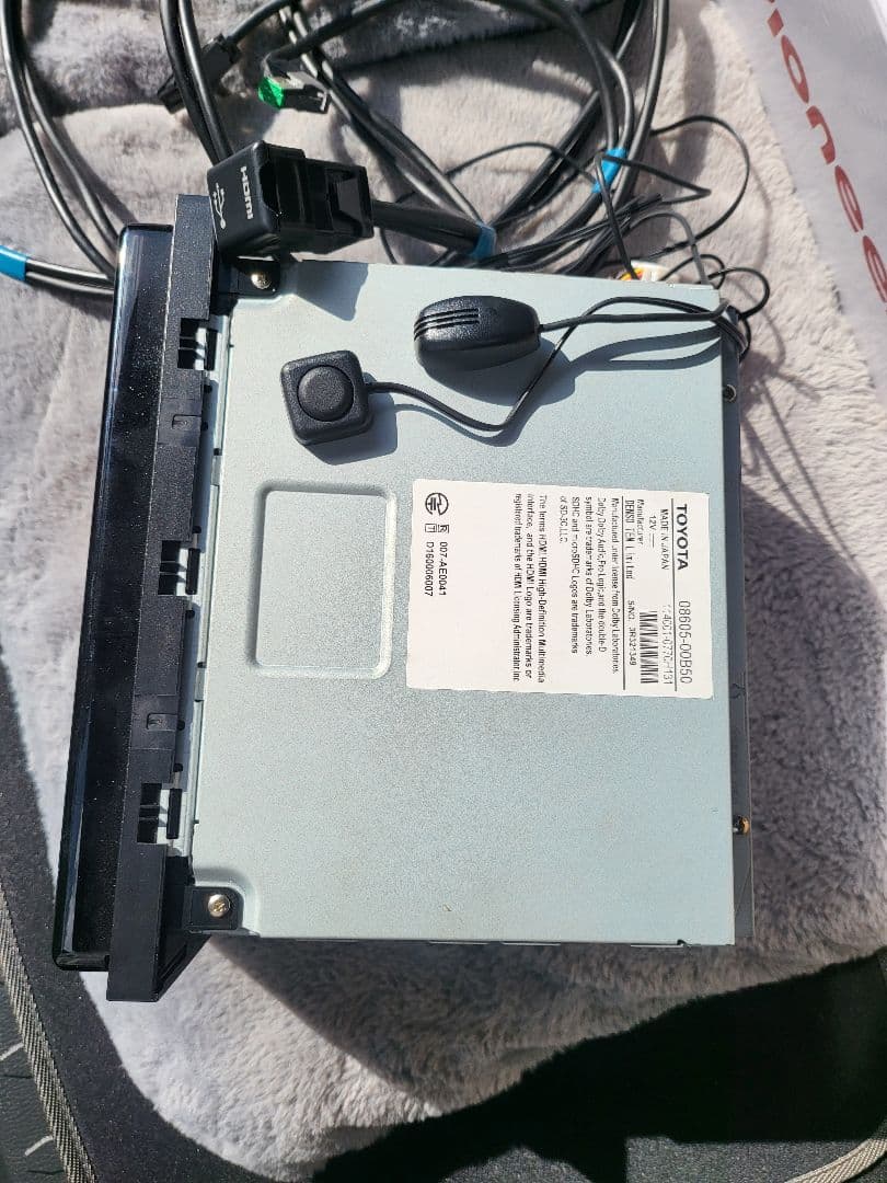 NSZT-W68T　トヨタ純正カーナビ　HDMIケーブル　説明書　7インチワイド