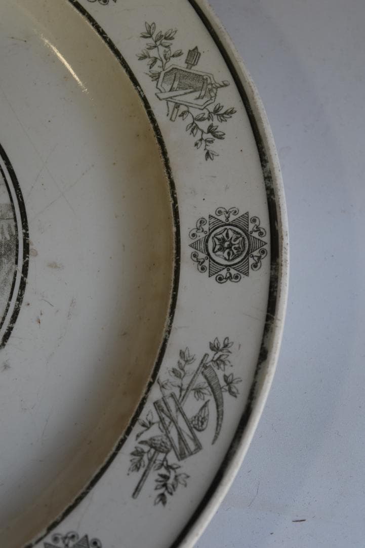 初期クレイユ　ファイアンスフィーヌ　良い風合いの皿　フランスアンティーク