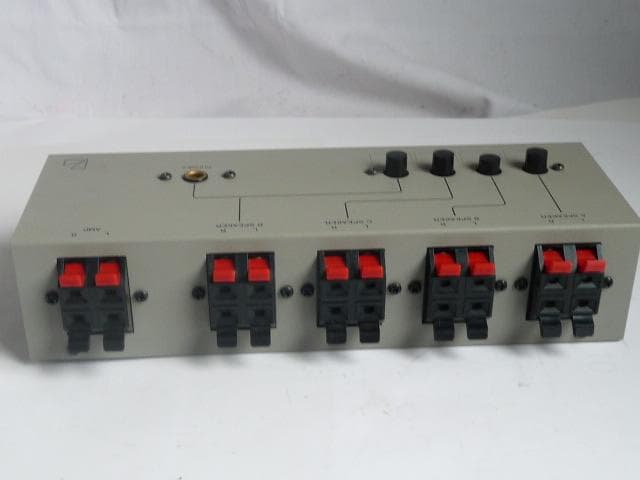 ラックスマン スピーカーセレクター AS-5Ⅲ