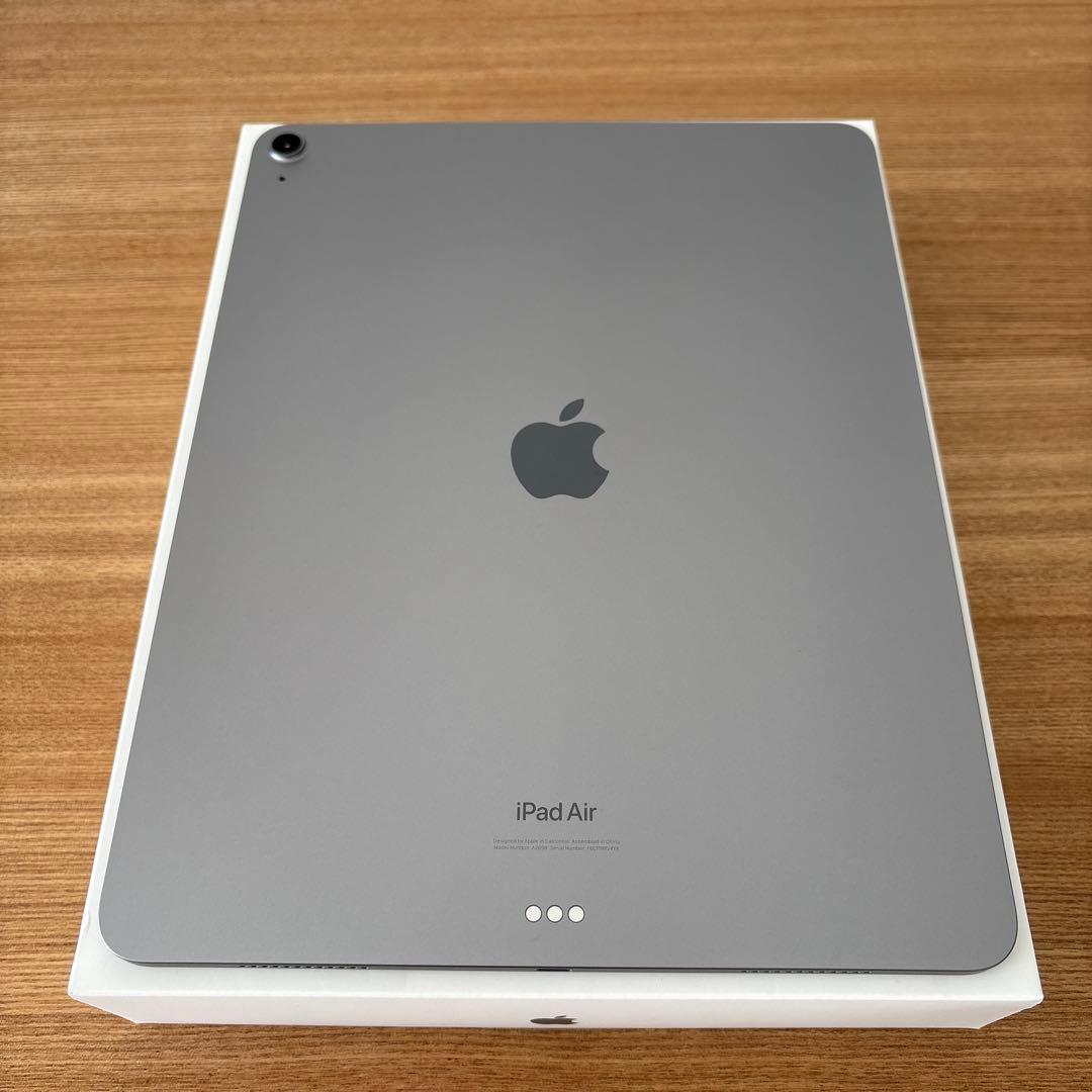 Apple iPad Air M2 128GBスペースグレー 本体 純正カバー付