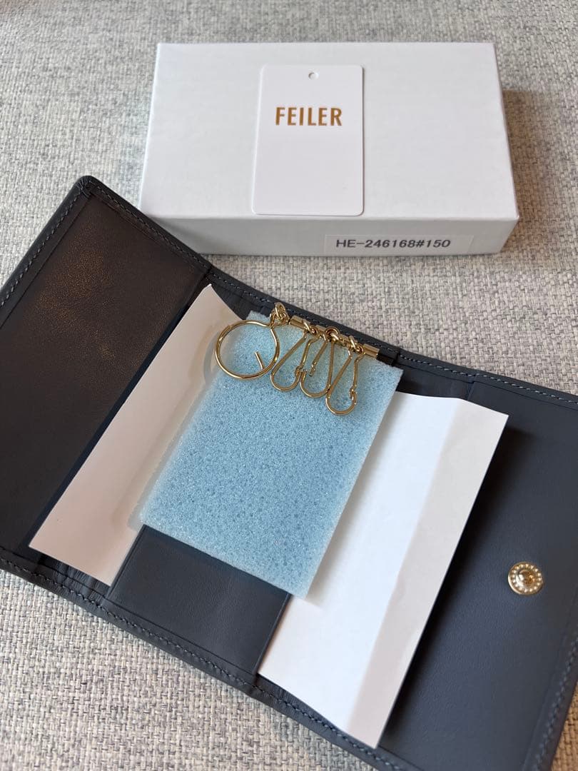 ハイジ　キーケース　グレー