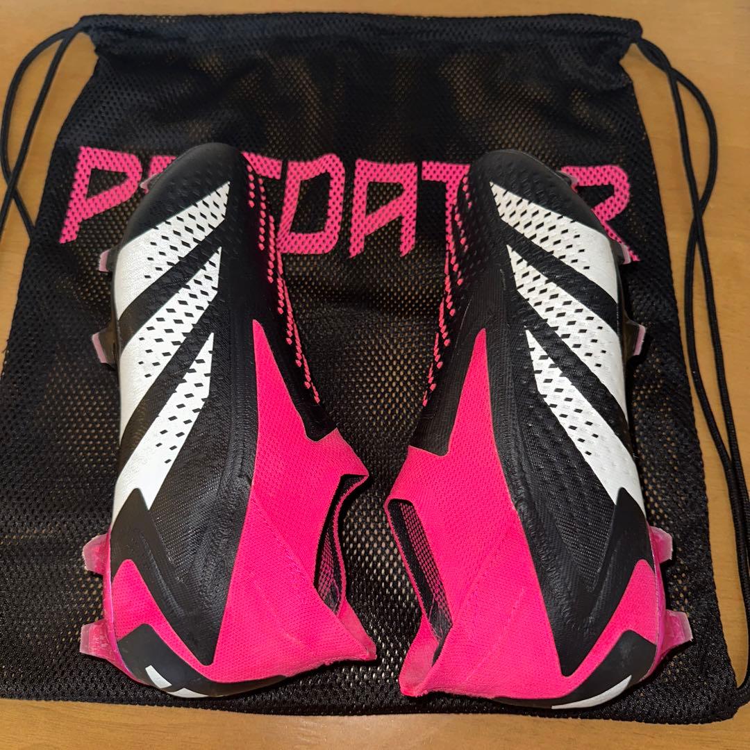 パ*ン様 アディダス プレデターアキュラシー＋ AG