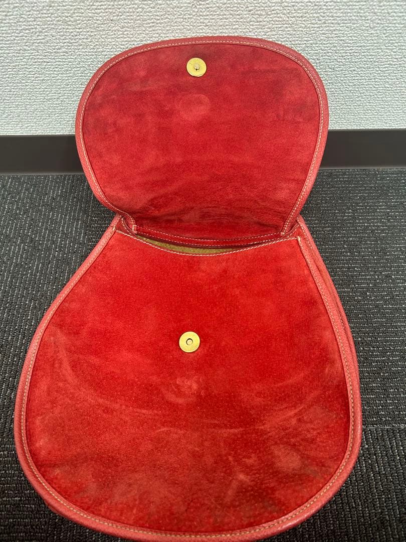 Gucci 赤 スエード ショルダーバッグ　GUCCI