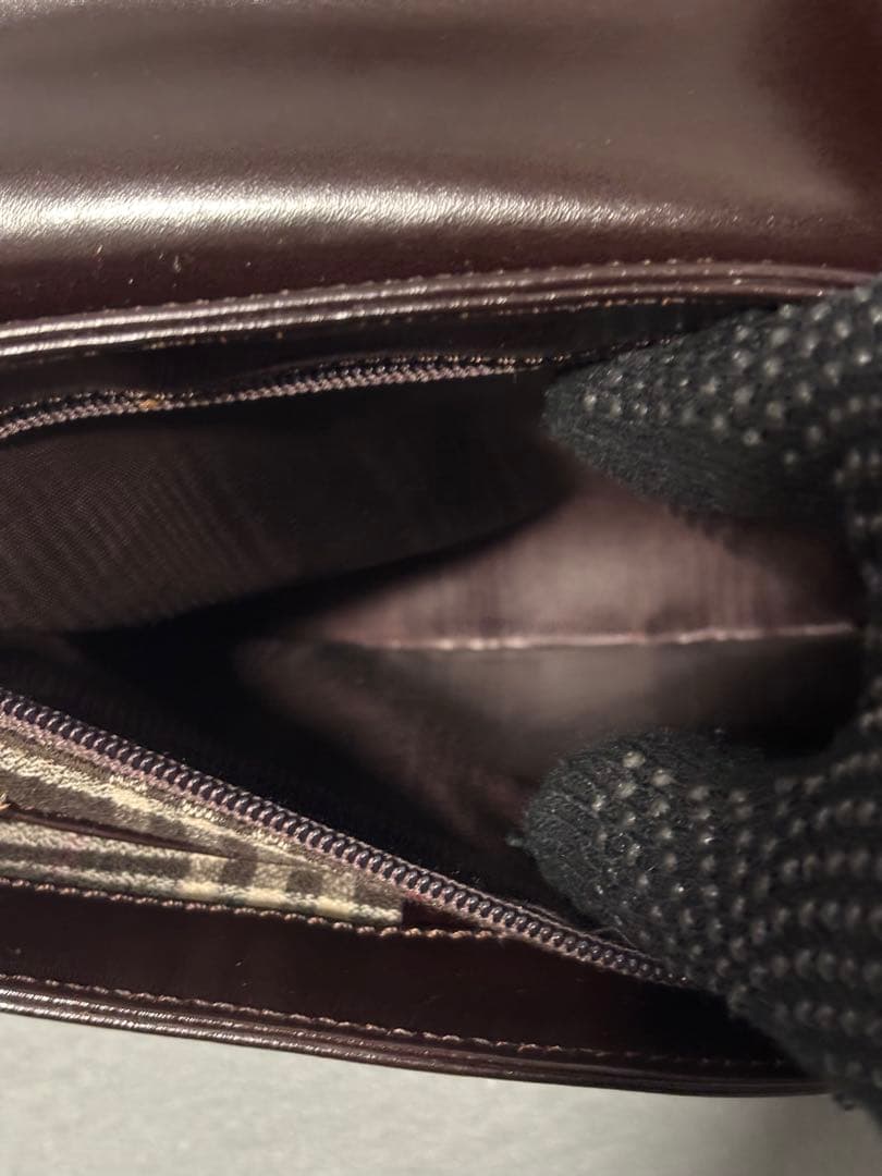 バーバリー ヴィンテージ burberry ショルダーバッグ レザー ブラウン