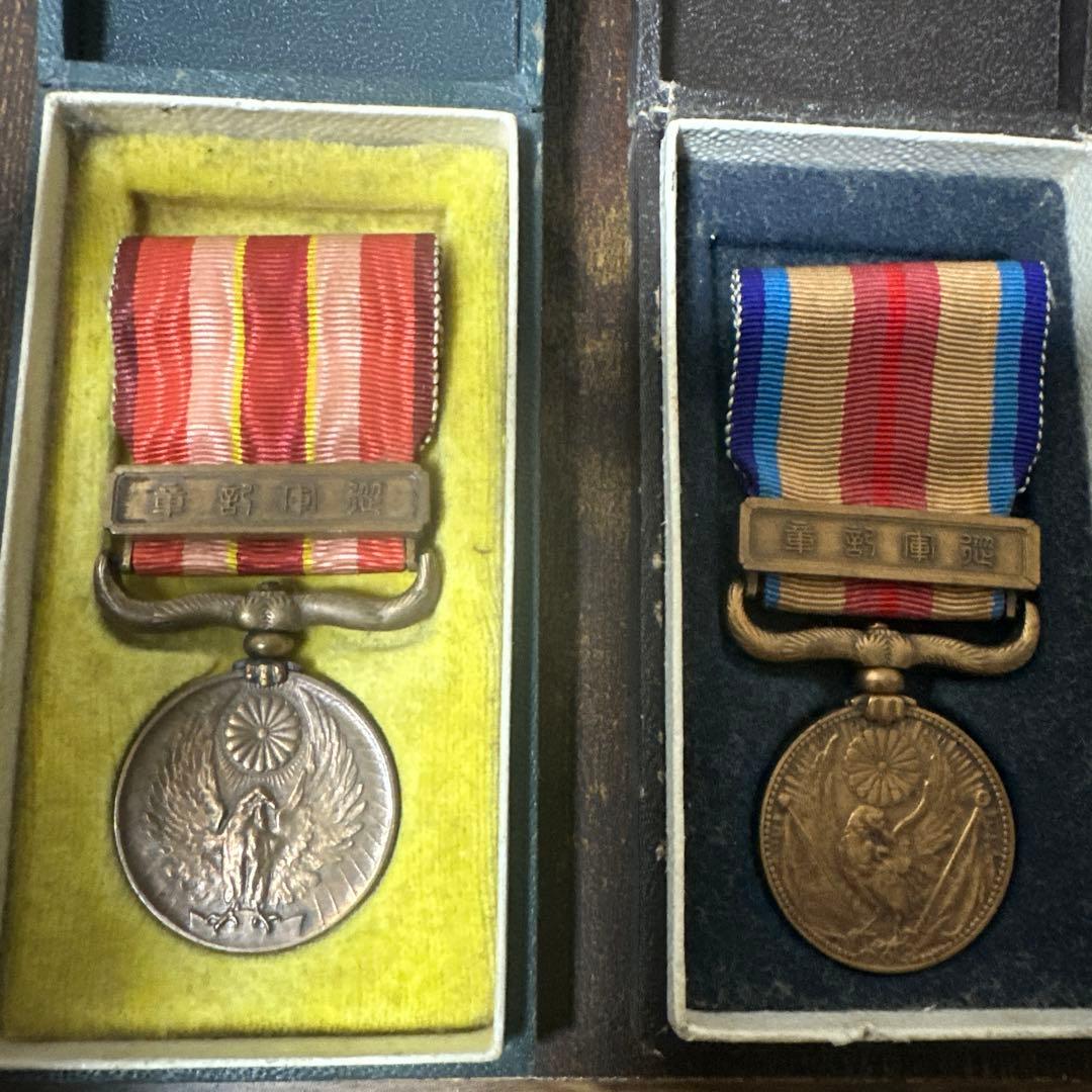 従軍記章　金鵄勲章　勲八等白色桐葉章 日本赤十字社メダル等7点