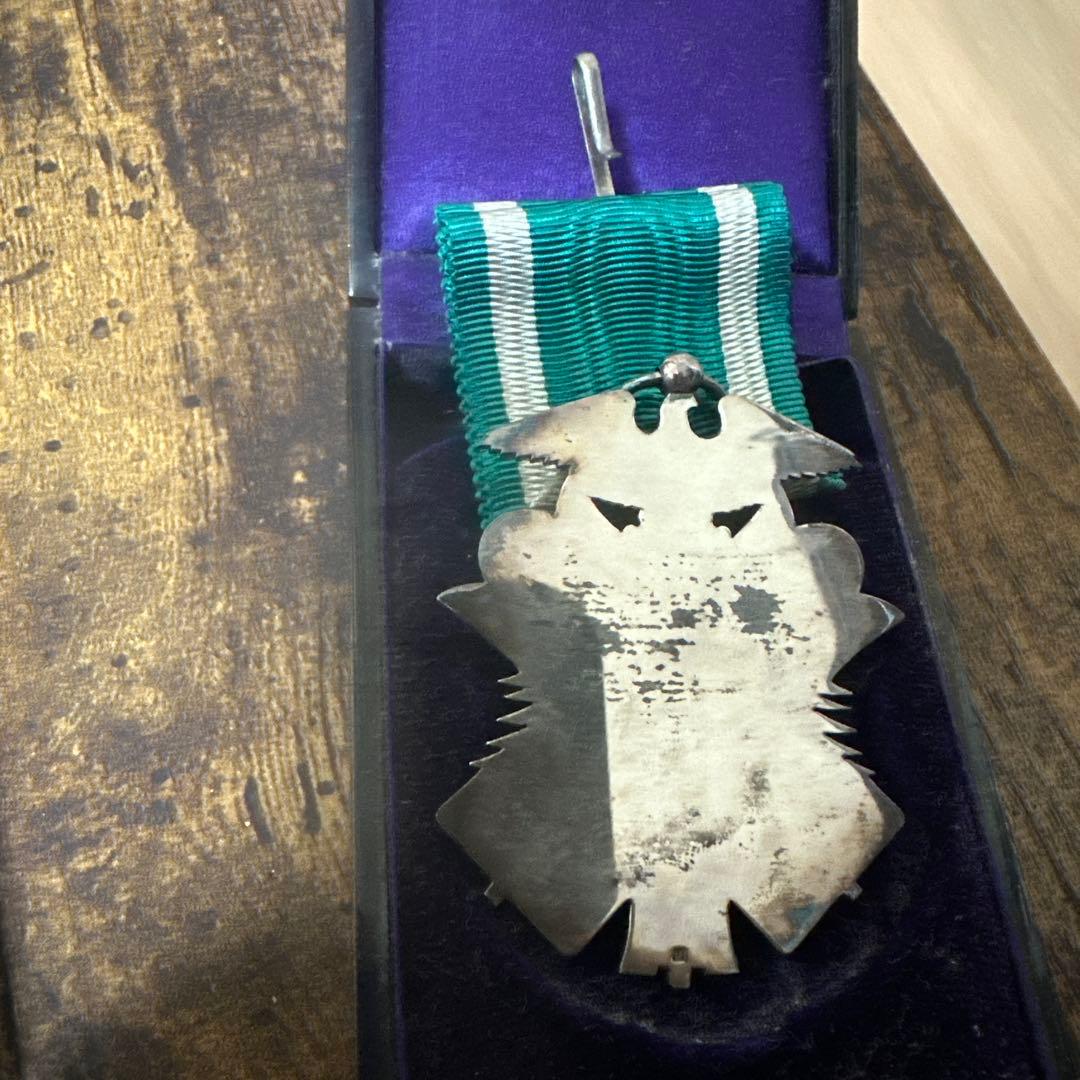 従軍記章　金鵄勲章　勲八等白色桐葉章 日本赤十字社メダル等7点