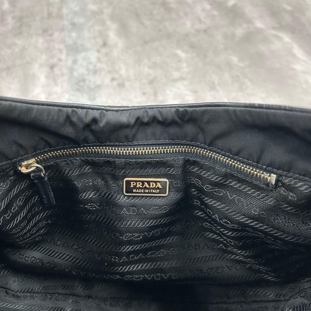 プラダ ワンショルダー 2way ハーフムーン ターンロック 三角ロゴ ネロ