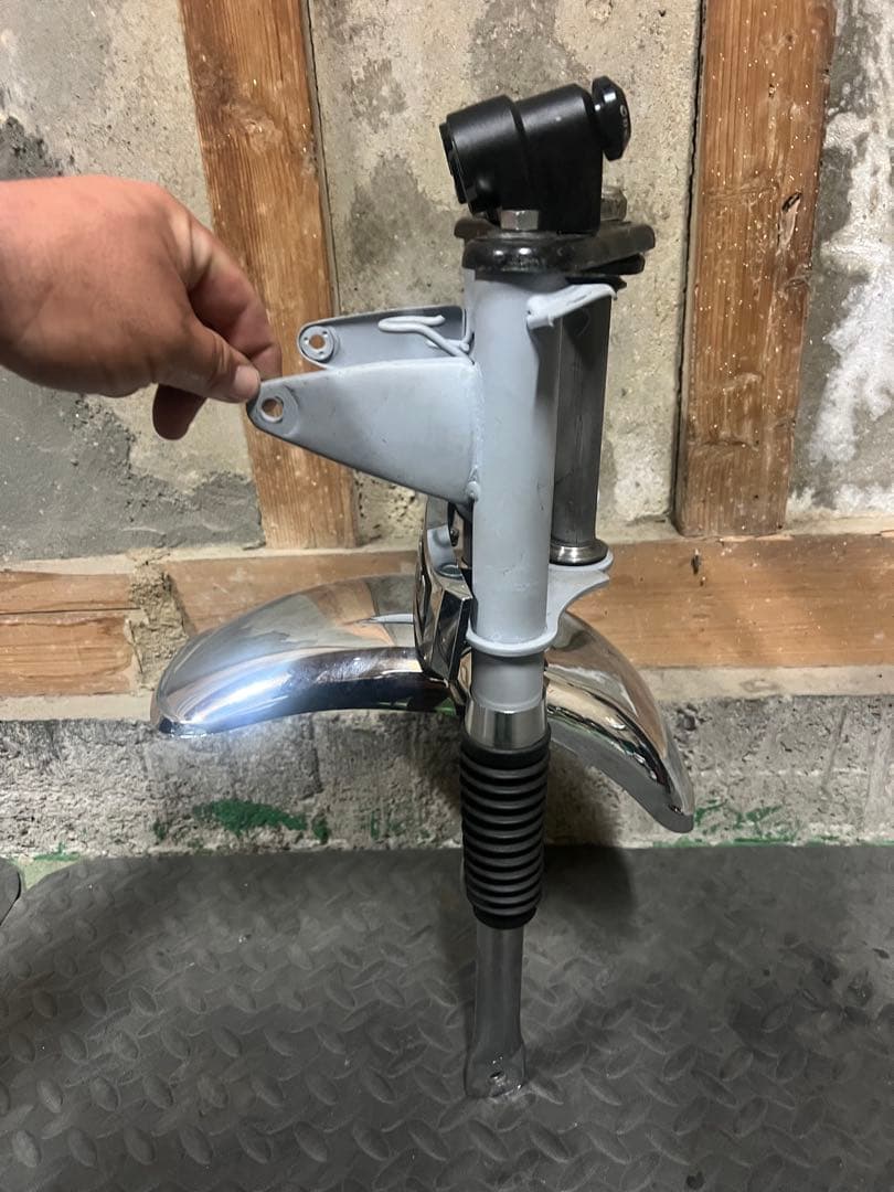 モンキー　ダックス　ゴリラ　シャリー　エイプ フロントフォーク