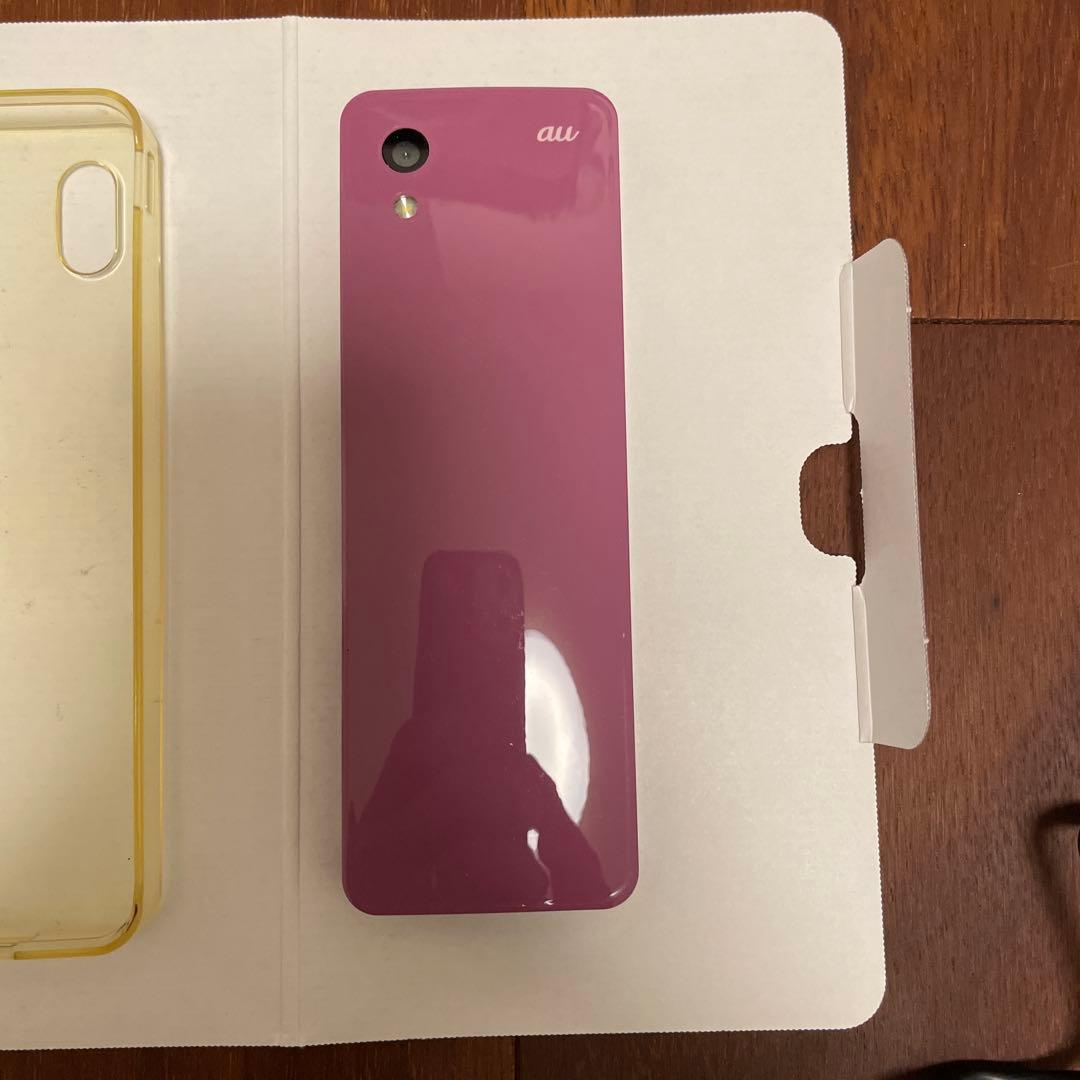 携帯電話本体 INFOBAR xv CHERRY BERRY