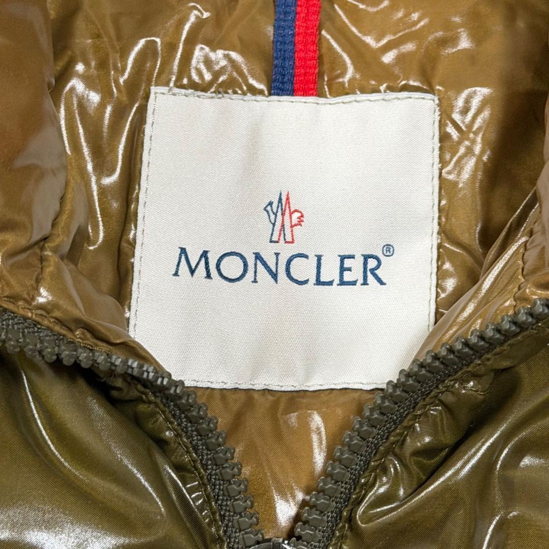15507✨MONCLER ダウンベスト/0/ナイロン カーキ ワッペン