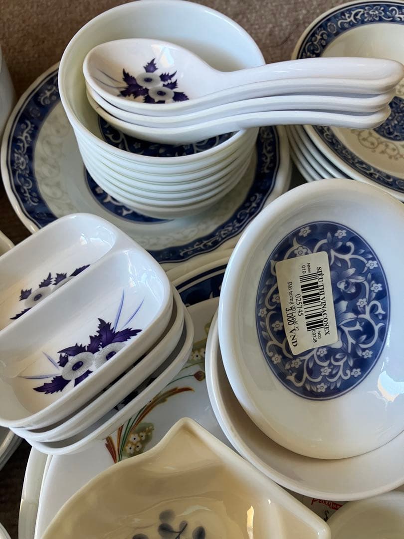 東南アジア　メラミン食器セット　大量新品