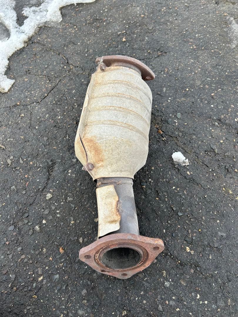 16アリスト 純正触媒