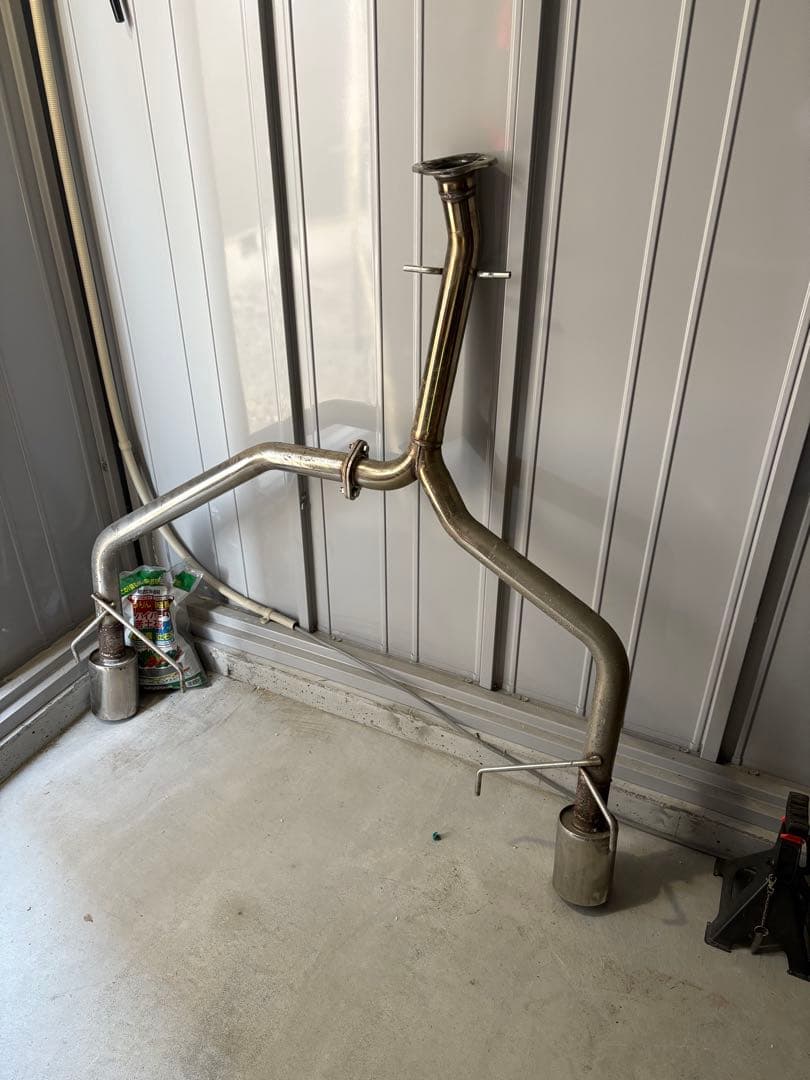 GSE20 (is250)マフラー