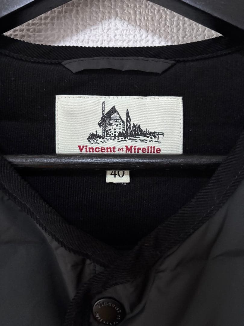 ヴァンソンエミレイユ ステッチレス ダウン ベスト サイズ40 ブラック