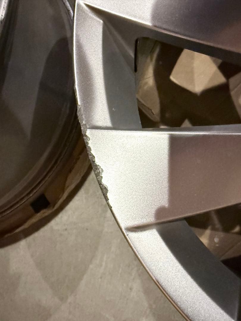 フォルクスワーゲン　アルテオン　20インチ　純正アルミホイール