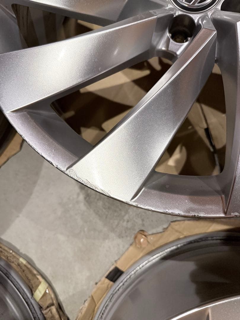 フォルクスワーゲン　アルテオン　20インチ　純正アルミホイール