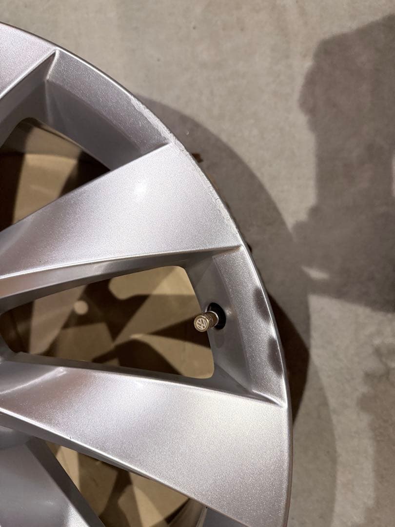 フォルクスワーゲン　アルテオン　20インチ　純正アルミホイール