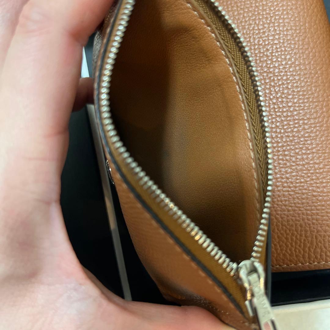 LOEWE ブラウン三つ折り財布