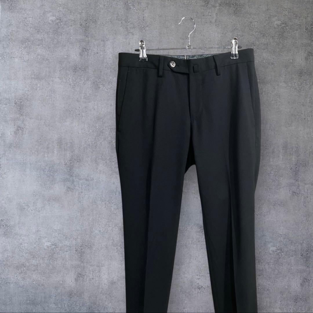 美品 PT01 ピーティゼロウーノ スラックス　ブラック Traveller