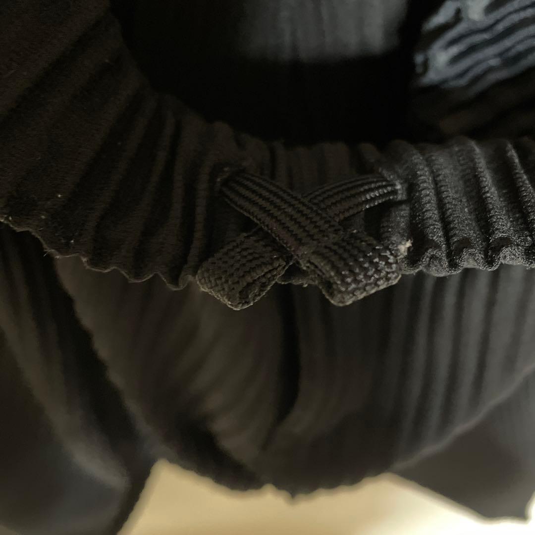 G*o様 HOMME PLISSÉ ISSEYMIYAKE BASICパンツ　ブ