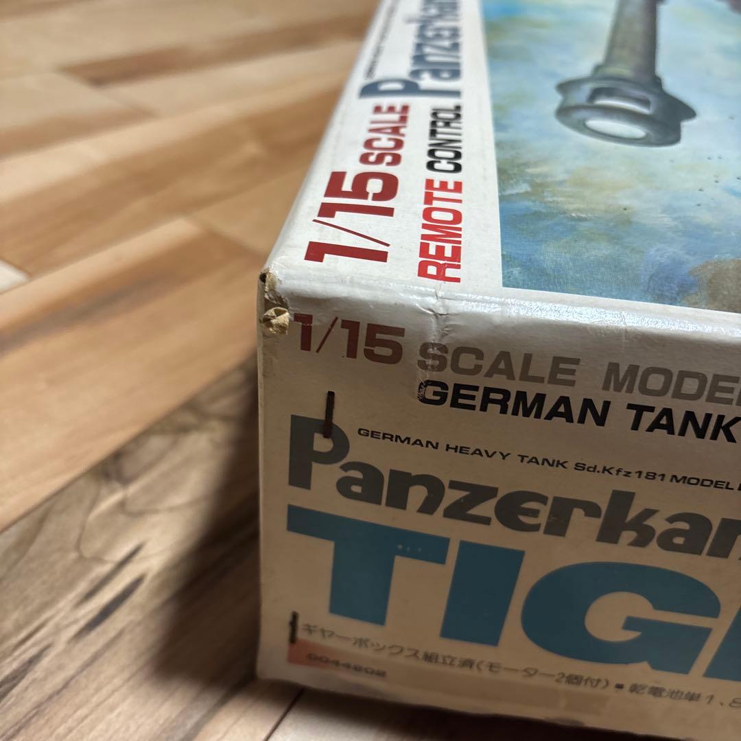 BANDAI 1/15 ドイツ6号重戦車タイガー1 リモコン