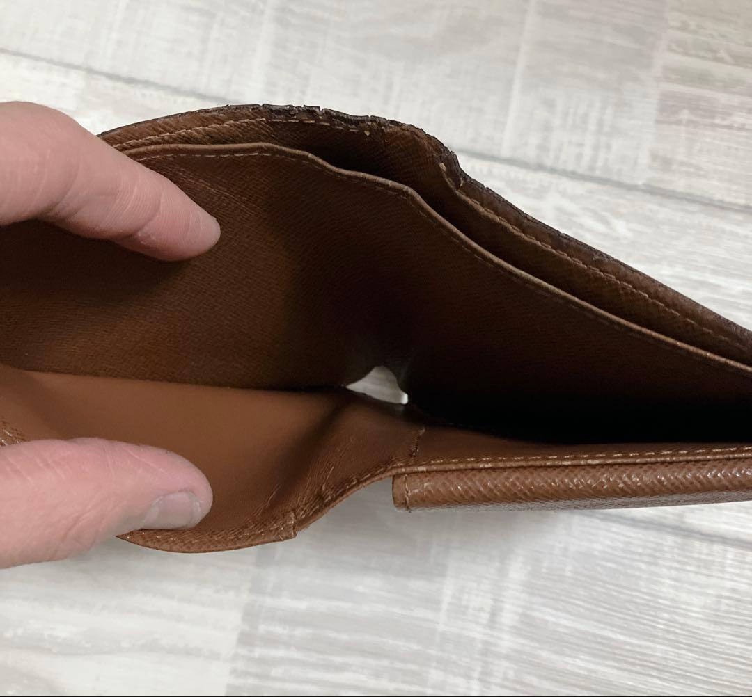 ルイヴィトン 二つ折り財布 ポルトフォイユマルコ おまけ長財布