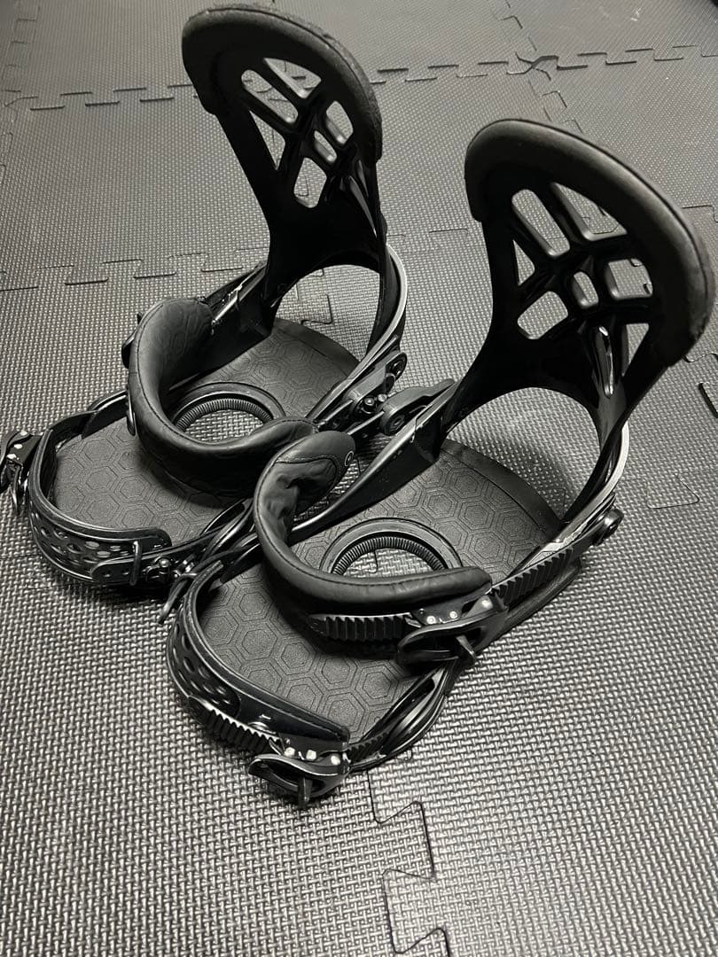 スノーボードビンディング(UNIONコンタクトプロ)