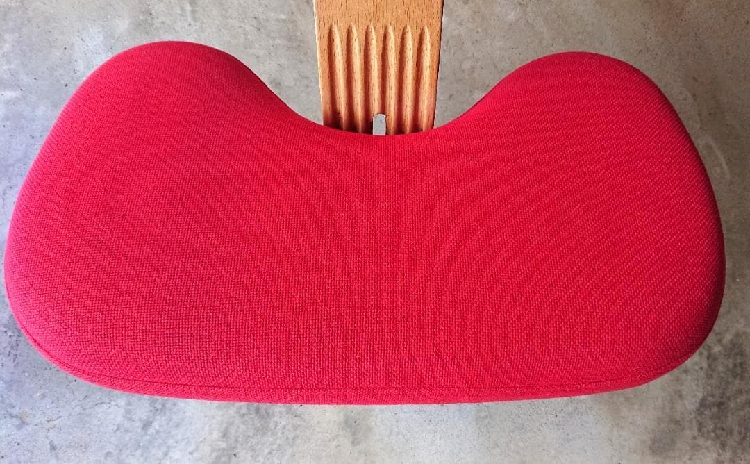 【良品】バランスチェアイージー　サカモトハウス 　レッド