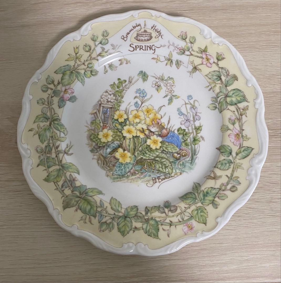 【美品】ロイヤルドルトン　ブランムリーヘッジ皿 4枚セット