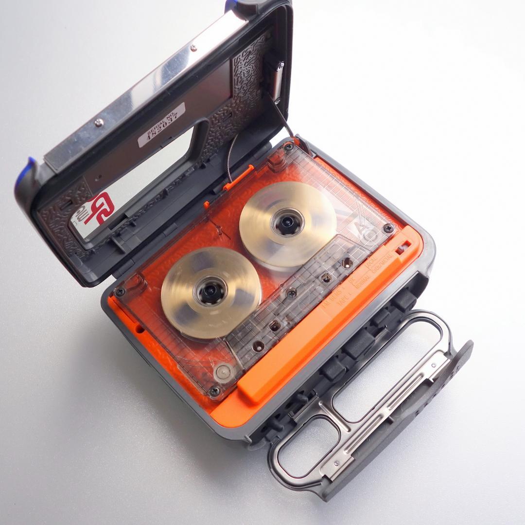 【動作整備品】希少 WM-FS399 ソニー スポーツ ウォークマン ラジオ付