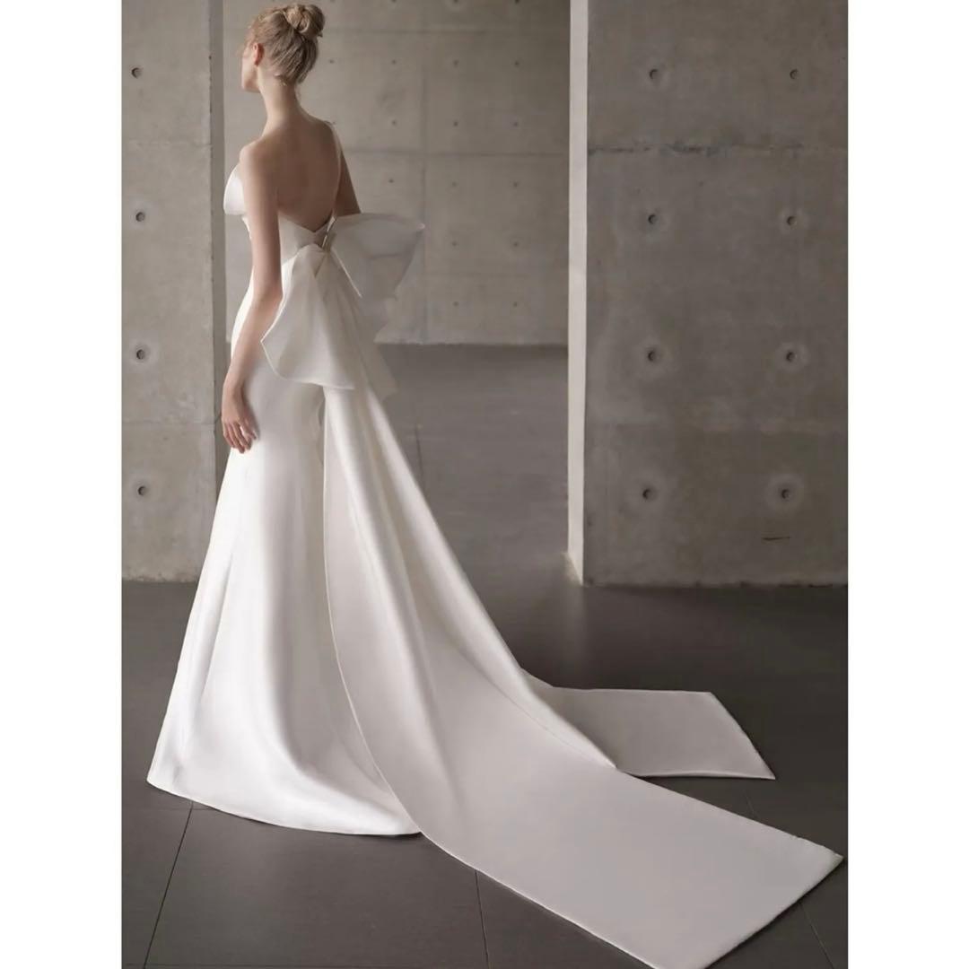 バックリボン付きマーメイドウェディングドレス